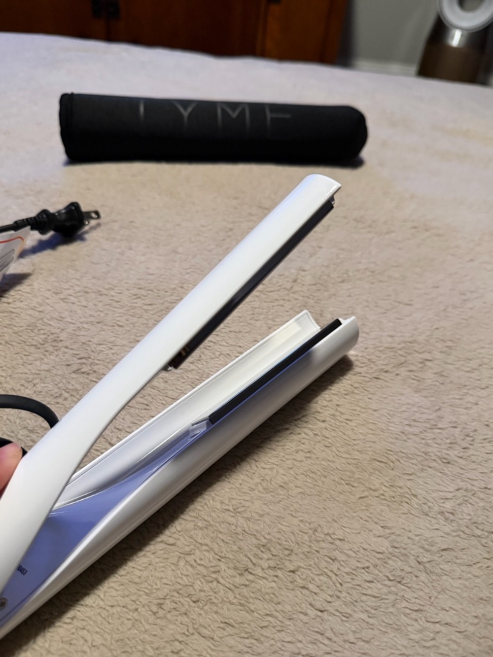 TYME White Compact Hair Straightener with Heat Sleeve